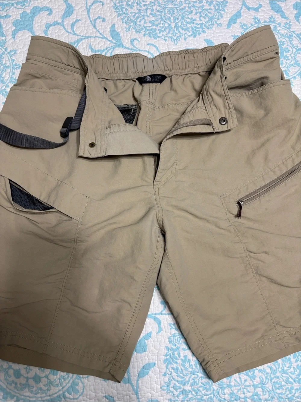 The North Face Shorts, Size: XL